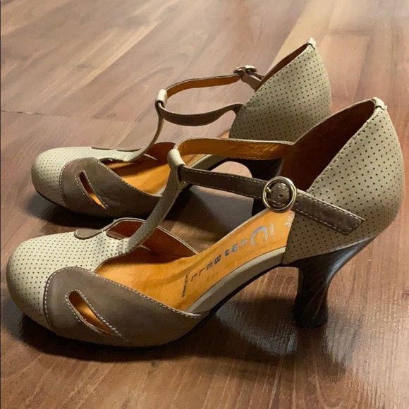 Jeffrey Campbell Leather Retro T Strap Shoes - Picture 2 of 16